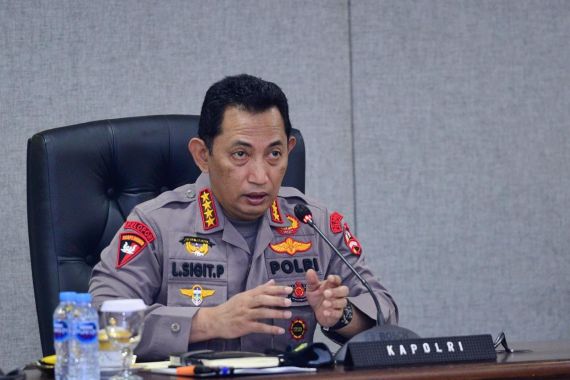 Kapolri Siapkan 5 Manajemen Kontigensi Penanganan Zona Merah Covid-19 - JPNN.COM