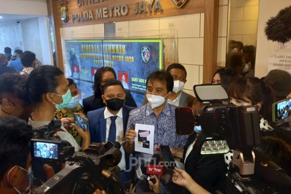 Inilah Sejumlah Pertanyaan Penyidik kepada Roy Suryo - JPNN.COM