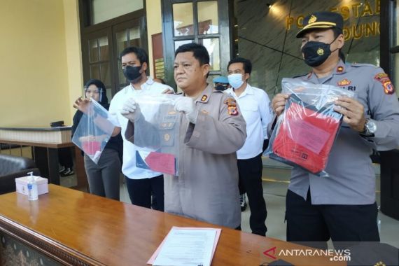 Terungkap Pembunuh Toko Plastik di Bandung, Sadis - JPNN.COM