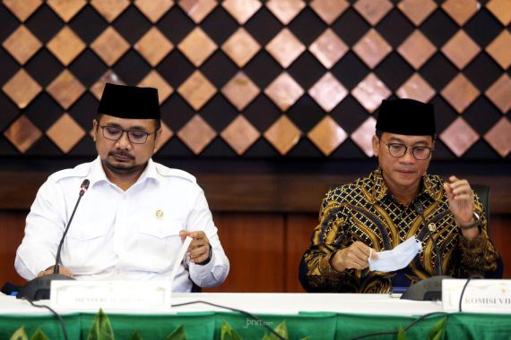 Yandri Tepis Isu Pembatalan Keberangkatan Jemaah Calon Haji Akibat Utang Indonesia ke Arab Saudi - JPNN.COM