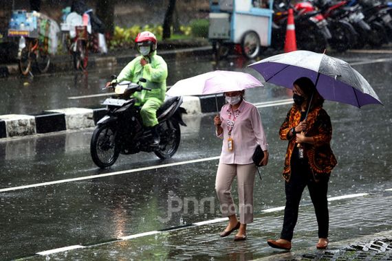 Sumut Berpotensi Hujan pada Siang dan Malam Hari - JPNN.COM