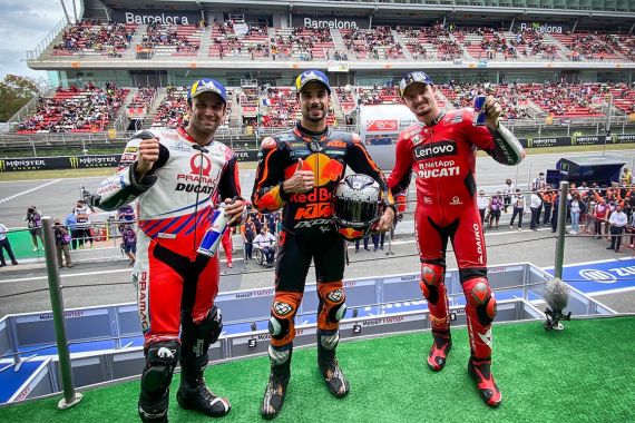 Rossi, Marquez dan 4 Pembalap jadi Pecundang di MotoGP Catalunya - JPNN.COM