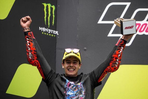 Makin Berkibar, Indonesian Racing Gresini Raih Podium Juara 2 Moto3 di Catalan GP 2021 - JPNN.COM