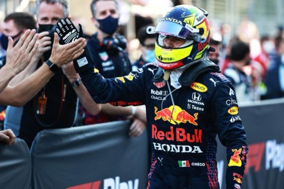 Kemenangan Sergio Perez di F1 Azerbaijan Buktikan Kemampuan Teknologi ExxonMobil - JPNN.COM
