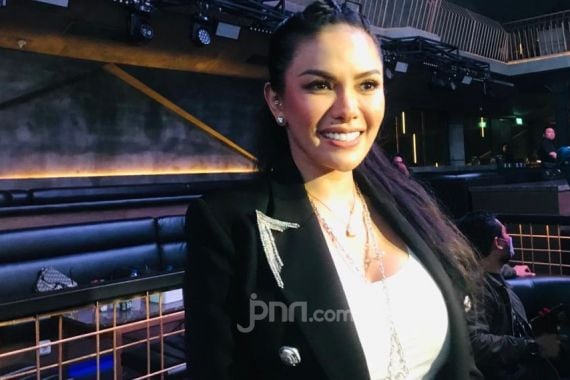 Nikita Mirzani Kecewa Kepada Ratu Rizky Nabila - JPNN.COM