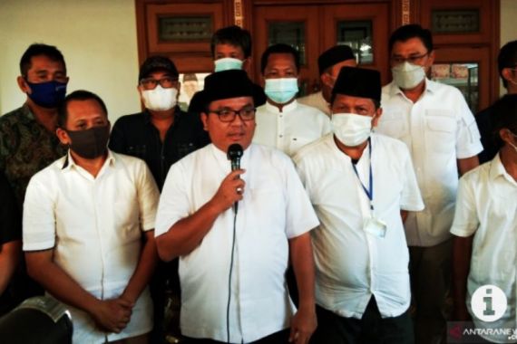 Denny Indrayana Siap-siap Menggugat, Hasil Sementara Sahbirin-Muhidin Unggul - JPNN.COM