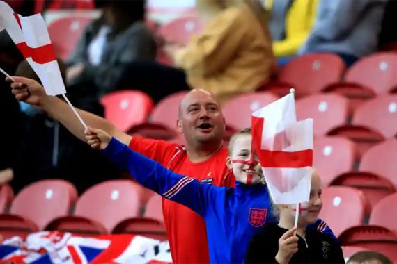 UEFA Izinkan Fan Inggris Masuk Stadion Selama Euro 2020, Ini Syaratnya - JPNN.COM