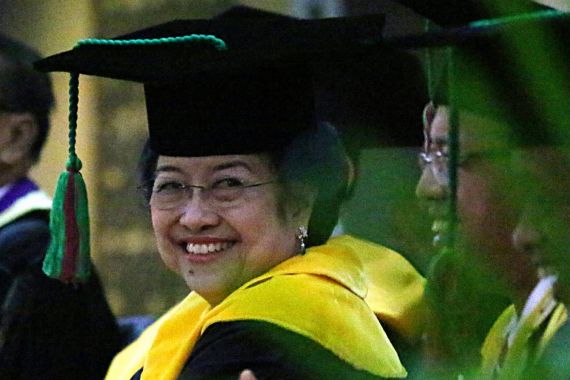 Profesor Jepang: Kepemimpinan Megawati Mewarisi Gaya Soekarno yang Simpati pada Rakyat Jelata - JPNN.COM