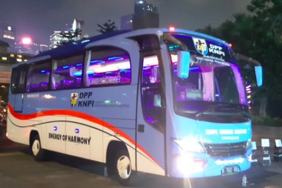 KNPI Luncurkan Bus Operasional, Haris Pertama: Kami Mewarisi, Bukan Menghabisi - JPNN.COM