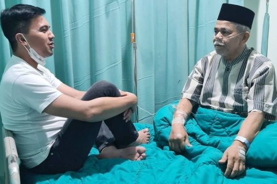 Sang Ayah Sakit, Sahrul Gunawan Berdoa Begini... - JPNN.COM