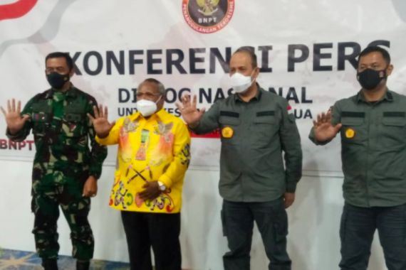 Komjen Boy Rafli Mengunjungi Freeport Indonesia, Beri Pesan Khusus Ini - JPNN.COM