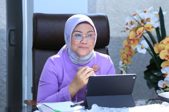 Kurir E-commerce Layangkan Daftar Tuntutan kepada Menaker Ida Fauziyah - JPNN.COM