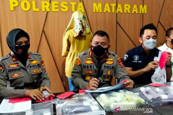 Ketahuan Berbuat Aksi Tak Terpuji, Mbak RD Ditangkap Petugas - JPNN.COM