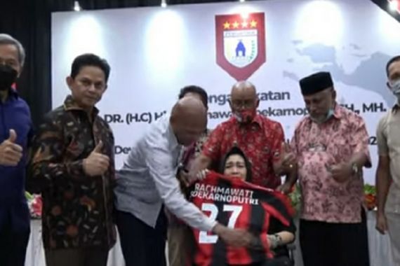 Sah, Rachmawati Soekarnoputri Dipilih Sebagai Ketua Dewan Pembina Persipura - JPNN.COM