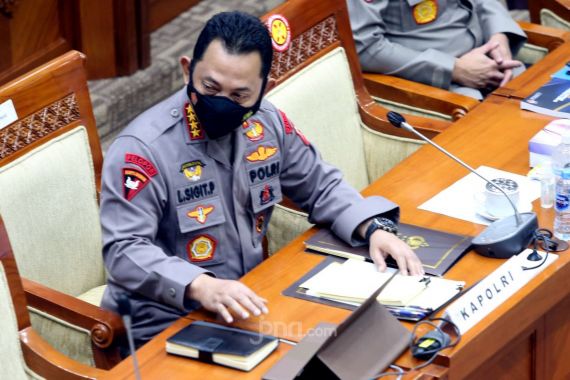 Jenderal Listyo Sigit Bicara soal Aplikasi Layanan Publik dan Kesejahteraan Anggota Polri - JPNN.COM