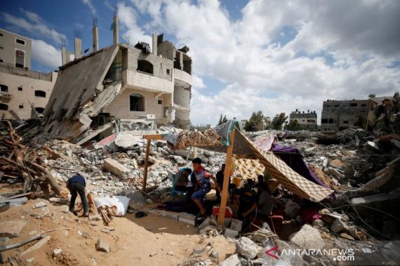 Palestina Lepas Balon Api, Israel Bombardir Kamp Hamas dan Tegaskan Siap Perang Lagi - JPNN.COM