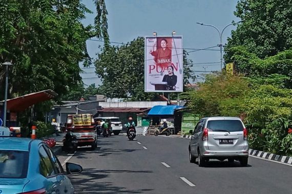Baliho Puan Maharani Bertebaran di Surabaya, Kusnadi: Lucu Jika Tak Mendukung - JPNN.COM