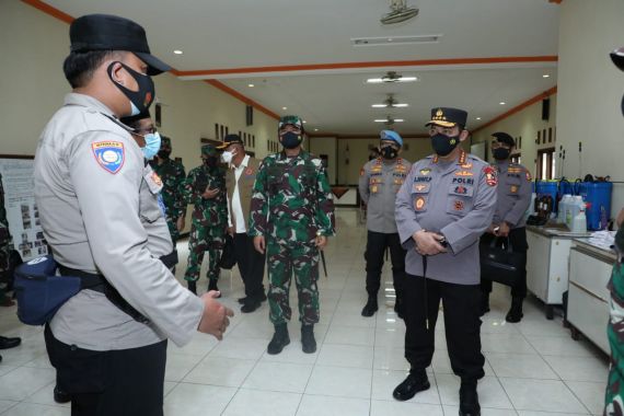 Sidak Panglima TNI dan Kapolri Berujung Kejutan untuk Aiptu Basirun - JPNN.COM