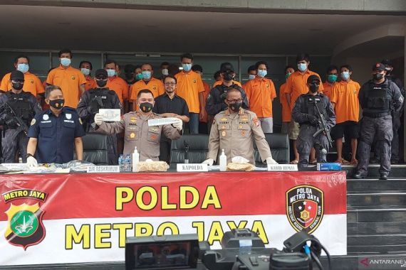 Anak Buah Irjen Fadil Imran Bergerak, Hasilnya Tak Sia-sia, Semoga Pelabuhan Tanjung Priok Aman - JPNN.COM