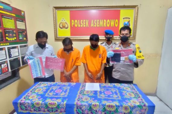 Warga Jalan Lakarsantri Surabaya Resah, Polisi Menyelidiki, Adi dan Sutiyon Tertangkap - JPNN.COM