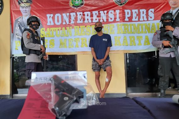 Pencuri di Jatinegara Menembak Korban Sebanyak 5 Kali, Tak Berkutik Saat Diringkus Polisi - JPNN.COM