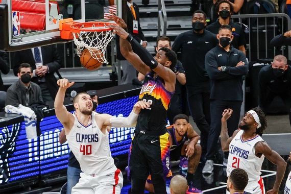 Phoenix Suns Pukul LA Clippers dengan Sangat Dramatis, Skor Sementara 2-0 - JPNN.COM