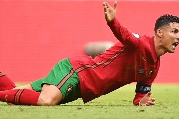 Euro 2020: Tendangan Bebas Ronaldo Gagal, Portugal Takluk dari Belgia - JPNN.COM
