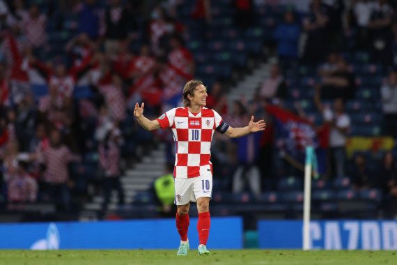 Lihat Lagi Gol Cantik Luka Modric yang Bawa Kroasia ke 16 Besar EURO 2020 - JPNN.COM