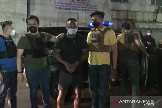 Penembak Pelajar di Tamansari Ditangkap, Senpi Milik Anggota Polisi, Ada Wanita - JPNN.COM
