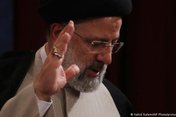 HUT ke-44 Iran Diwarnai Seruan Matilah Republik Islam - JPNN.COM