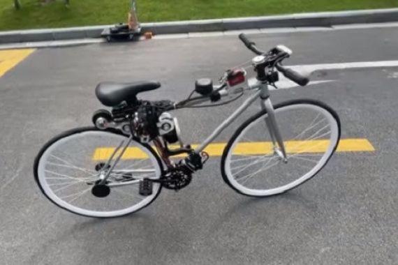 Keren, Sepeda Ini Dirancang Bisa Jalan Sendiri - JPNN.COM