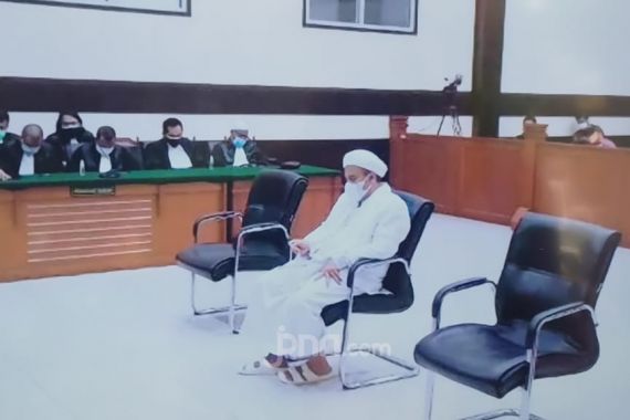 Tok Tok Tok, Habib Rizieq Divonis 4 Tahun Penjara pada Perkara RS Ummi - JPNN.COM