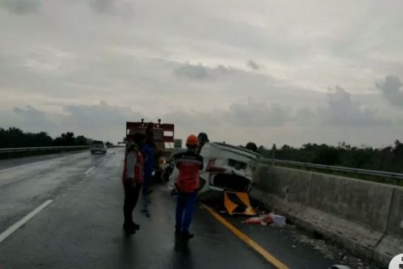 Cayla Mengalami Kecelakaan Tunggal di Tol Trans Sumatera, 1 Tewas, 3 Luka Berat - JPNN.COM