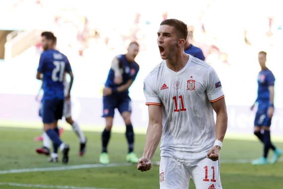 EURO 2020: Ferran Torres Minta Maaf Kepada Lewandowski, Kenapa ya? - JPNN.COM