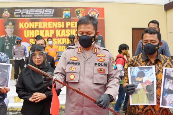 Tak Terima Disenggol, Pembeli Pulsa di Sidoarjo Bacok Aan Fahrianto - JPNN.COM