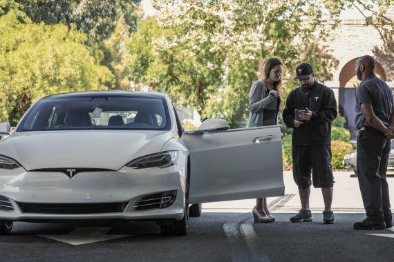 Tesla Recall Ratusan Unit Model 3 dan Model Y karena Masalah Software - JPNN.COM