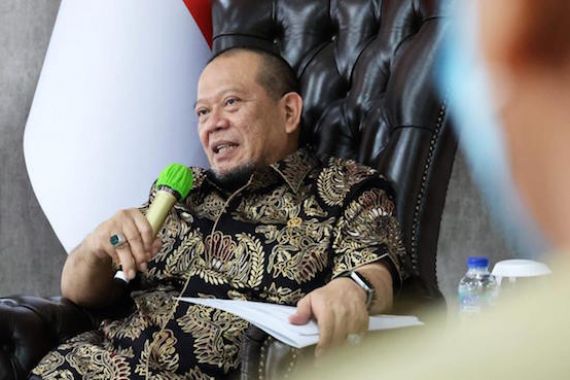 Respons Ketua DPD RI Tentang Aksi Perebutan Jenazah Pasien Covid-19 - JPNN.COM