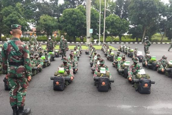 TNI Kerahkan 176 Personel Nakes ke Jakarta, Segera Bertugas di 3 Tempat ini - JPNN.COM