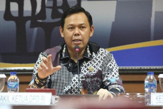 Biaya Tes PCR Diturunkan, Pimpinan DPD RI Apresiasi Keputusan Presiden Jokowi - JPNN.COM