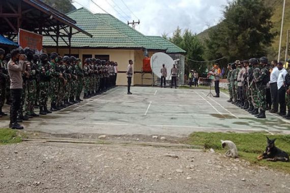 Lihat, Prajurit TNI dan Polri di Wilayah Lanny Jaya Papua Sudah Siaga - JPNN.COM