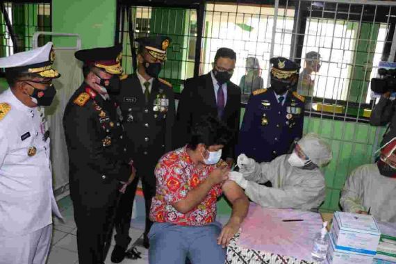 Jakarta Mulai Vaksinasi Covid-19 untuk Anak Usia 12-17 Tahun - JPNN.COM