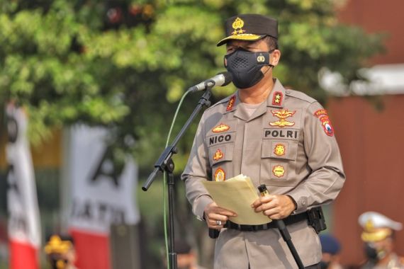 Tragedi Kanjuruhan, Irjen Nico Afinta Minta Maaf Terkait Pengamanan di Stadion - JPNN.COM