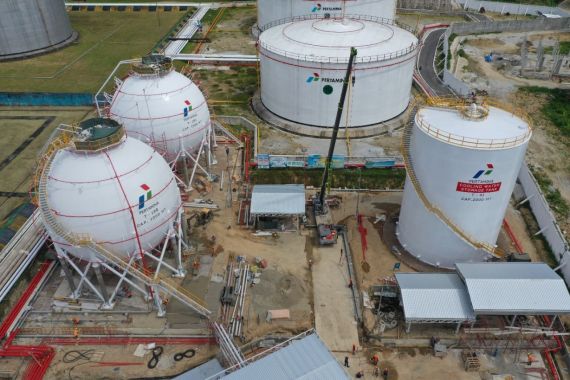 Pertamina Libatkan Ratusan Perusahaan Lokal dalam Pembangunan Terminal LPG Wayame - JPNN.COM
