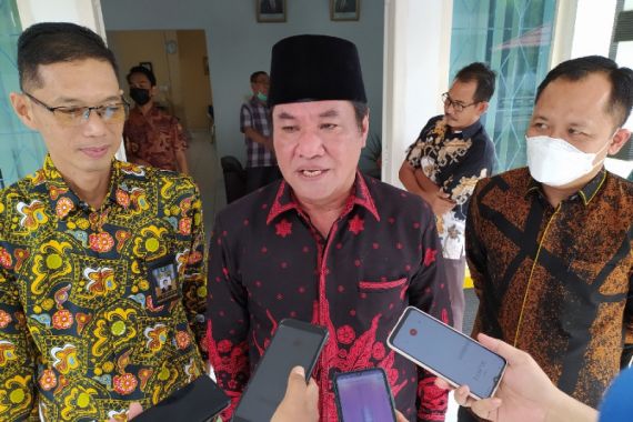Undangan Sudah Disebar, Pesta Pernikahan Anak Wagub Bengkulu Dibatalkan, Contoh Buat Masyarakat - JPNN.COM