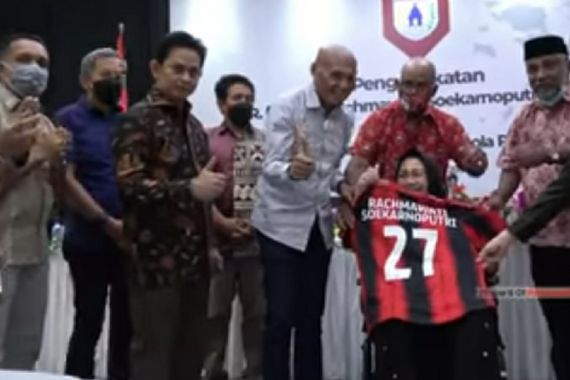 Kehilangan Ketua Dewan Pembina, Persipura Bakal Obrolkan Jersi 27 Rachmawati - JPNN.COM