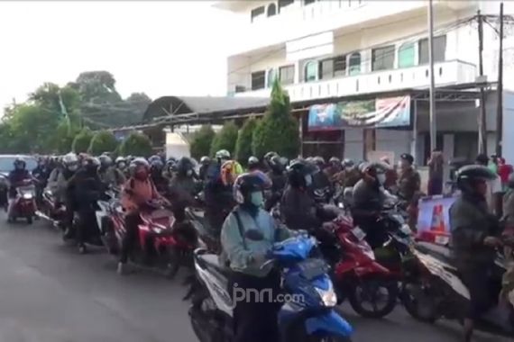 Pangdam Jaya: Karyawan Memaksakan Masuk karena Perintah Pimpinan, Ini jadi Masalah - JPNN.COM