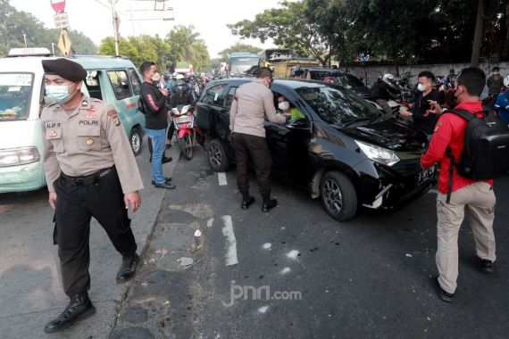 Perkembangan Terbaru Buntut Insiden Polisi Adang Paspampres di Jalan Daan Mogot - JPNN.COM