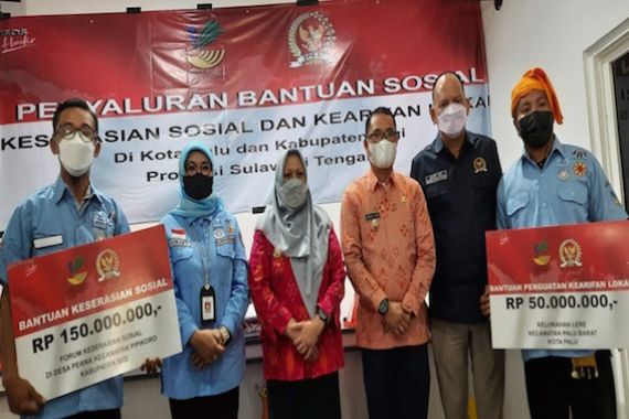 Cegah Konflik Sosial, Kemensos Melatih Pelopor Perdamaian dan Serahkan Bantuan Rp 1,15 Miliar di Sulawesi Tengah - JPNN.COM