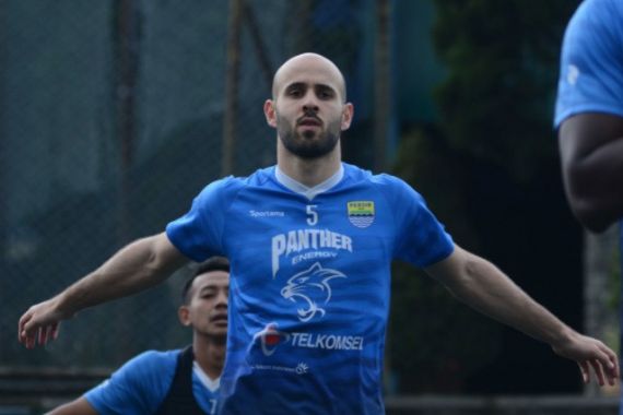 Sebelum ke Persib, Bassim Rashid Pernah Rasakan Atmosfer Suporter Indonesia - JPNN.COM