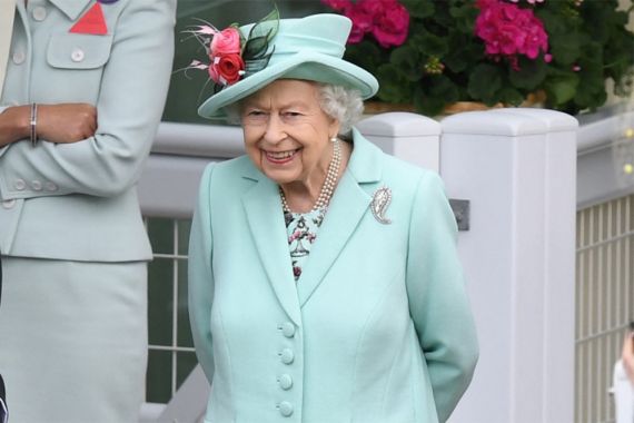 Ratu Elizabeth II Tulis Pesan Sangat Menyentuh Buat Timnas Inggris - JPNN.COM